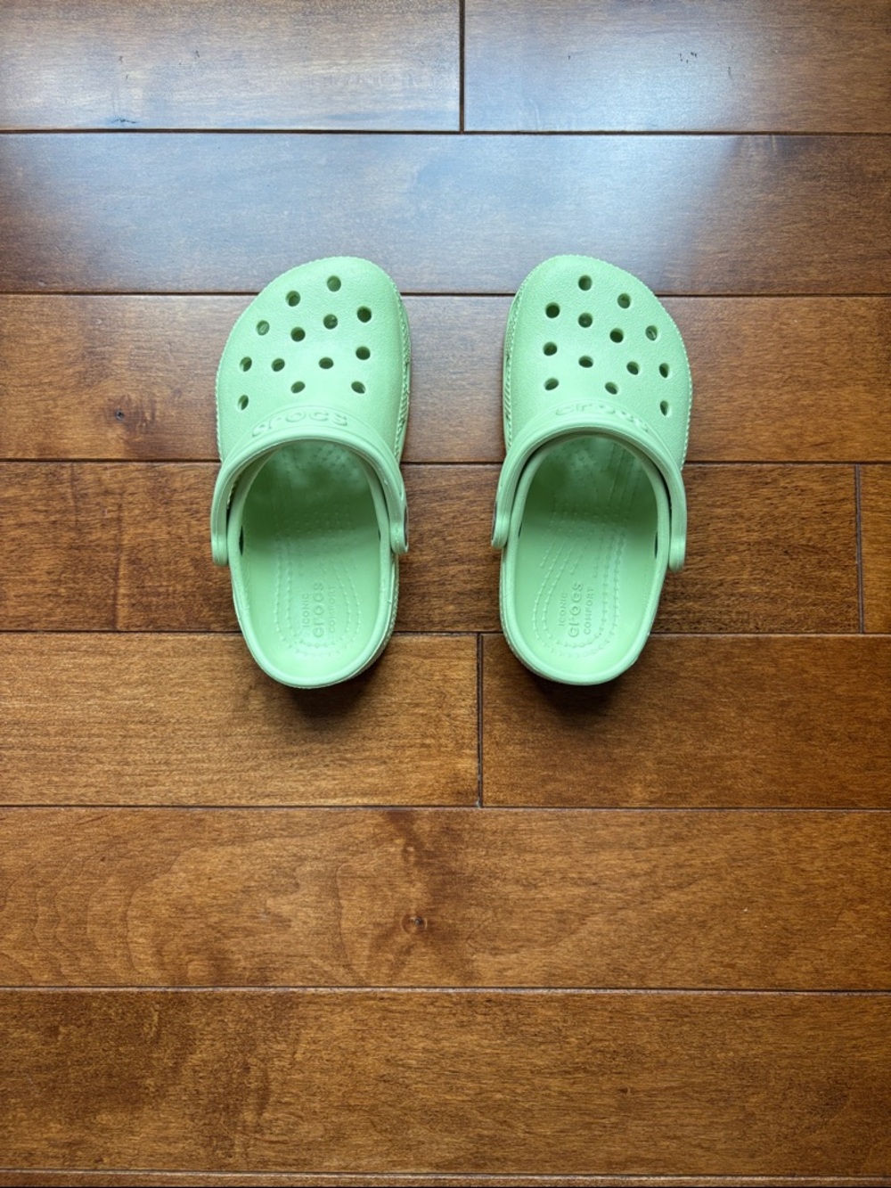 CROCS Kids' Classic Clog Green, Size 9